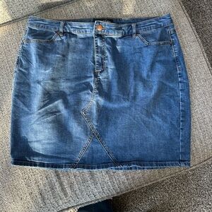 Classic Blue Denim Pencil Skirt